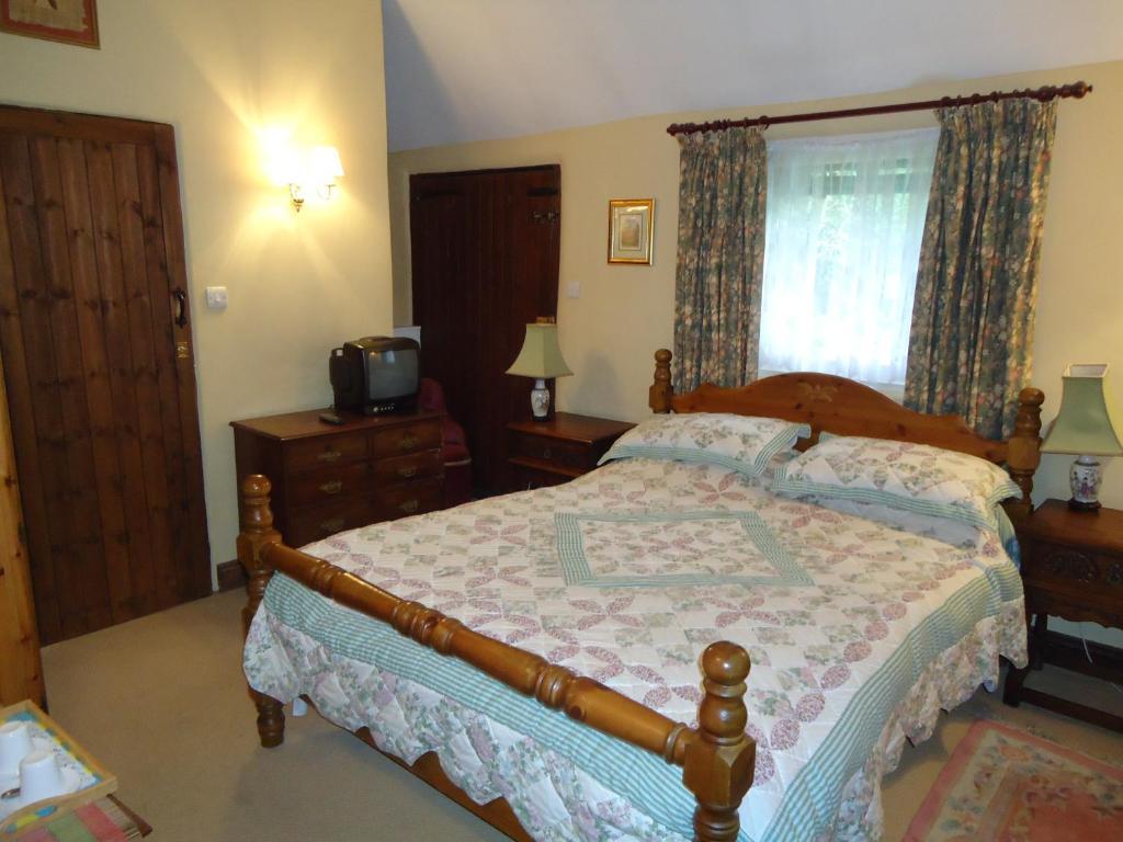 Oldlands Farm Villa Crawley  Rum bild