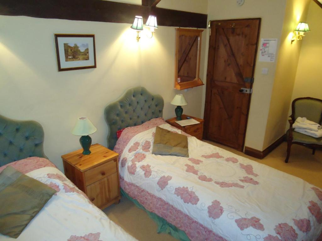 Oldlands Farm Villa Crawley  Rum bild