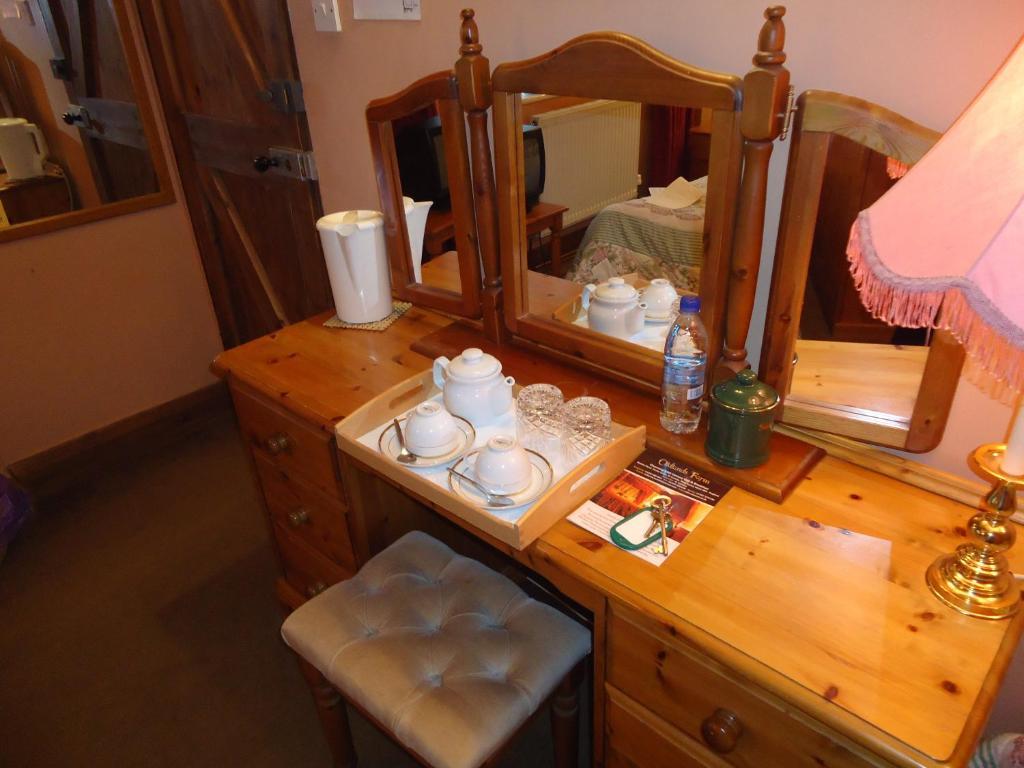 Oldlands Farm Villa Crawley  Rum bild