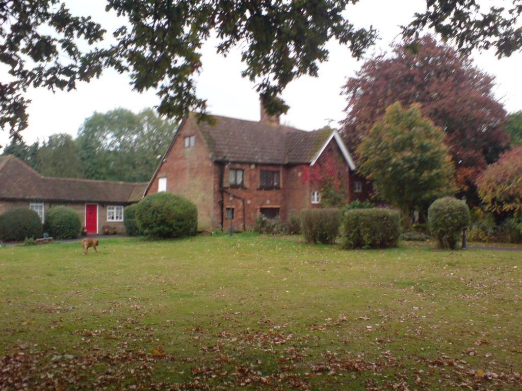 Oldlands Farm Villa Crawley  Exteriör bild